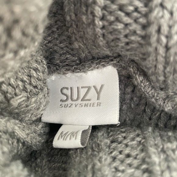 ❄️ Cozy gray turtleneck sweater size M - Picture 8 of 9